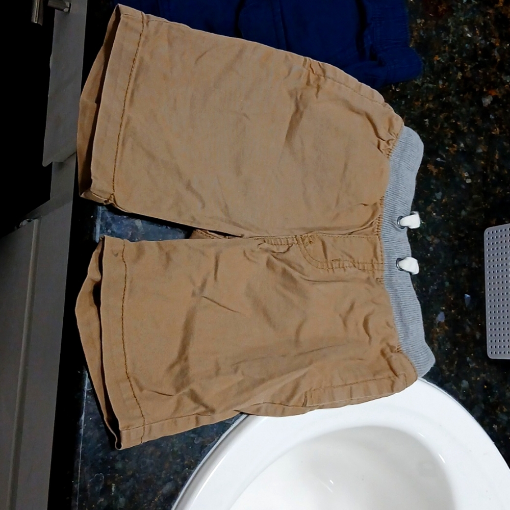 Boys shorts different brands Hudson Nikki cat and jack okie dokie